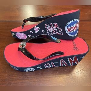 Brighton “Glam Girl” Wedge Flip Flops with Dust Bag